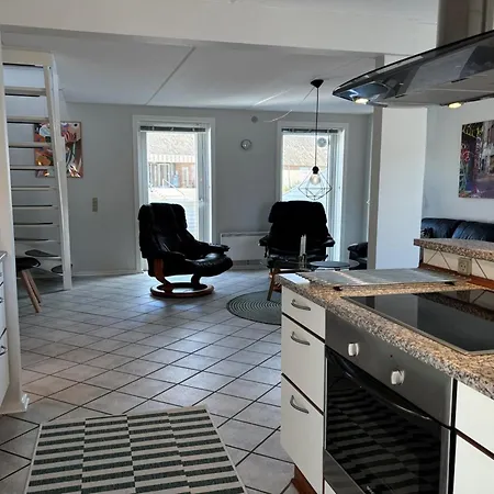 Bosse - 2-3km From The Sea By Interhome Lejlighed